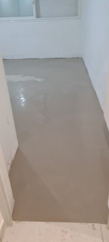 Intervention suite à un dégât des eaux dans une chambre à Marseille